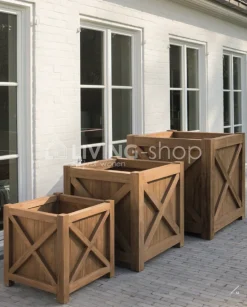 Castle-Line Bloempot teak met kruisen 50x50x50CM