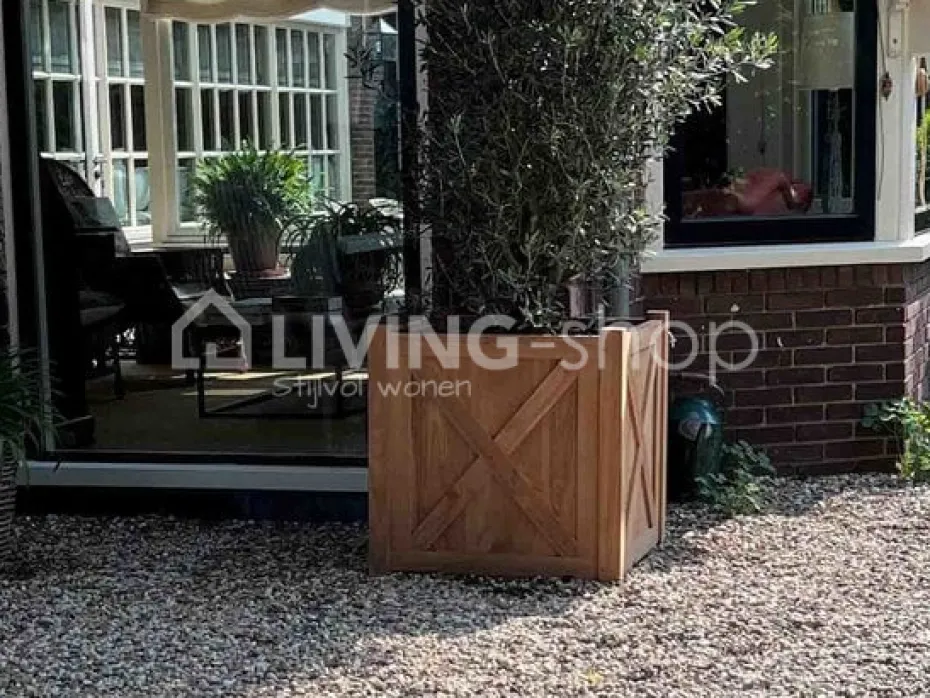 Castle-Line Bloempot teak met kruisen 50x50x50CM