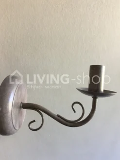 Verlichting online Brocante wandlamp Julie met lampenkapje