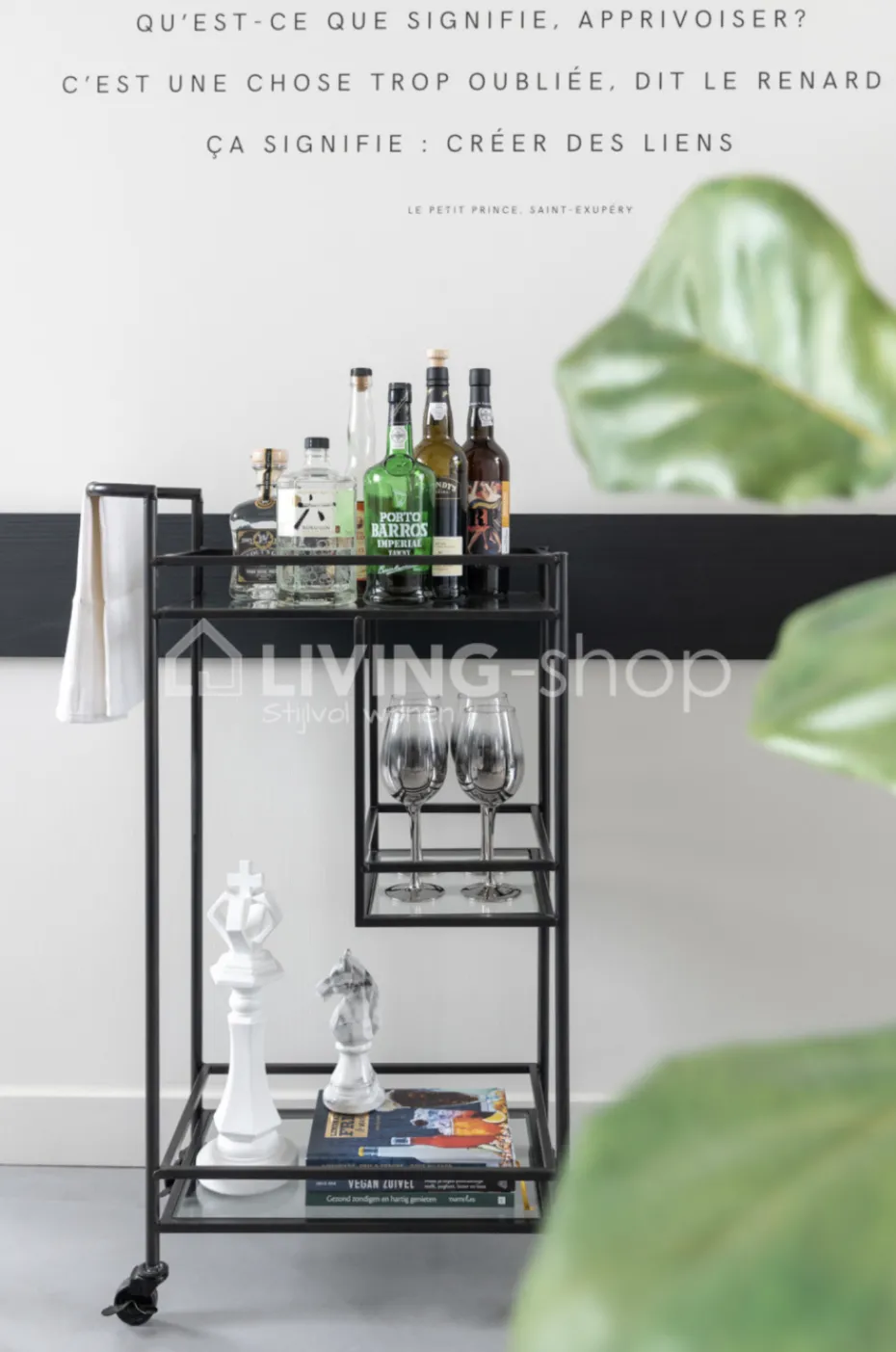 Serax Butler tafel zwart metaal of planttafel Marie Michielssen