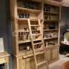 Eiken bibliotheekkast met ladder
