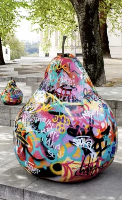 BULL&STEIN Graffiti appel outdoor 59x59cm H46cm 20kg