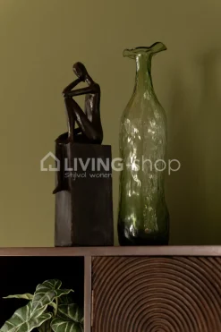 J-LINE 2 Figuur rusten op sokkel