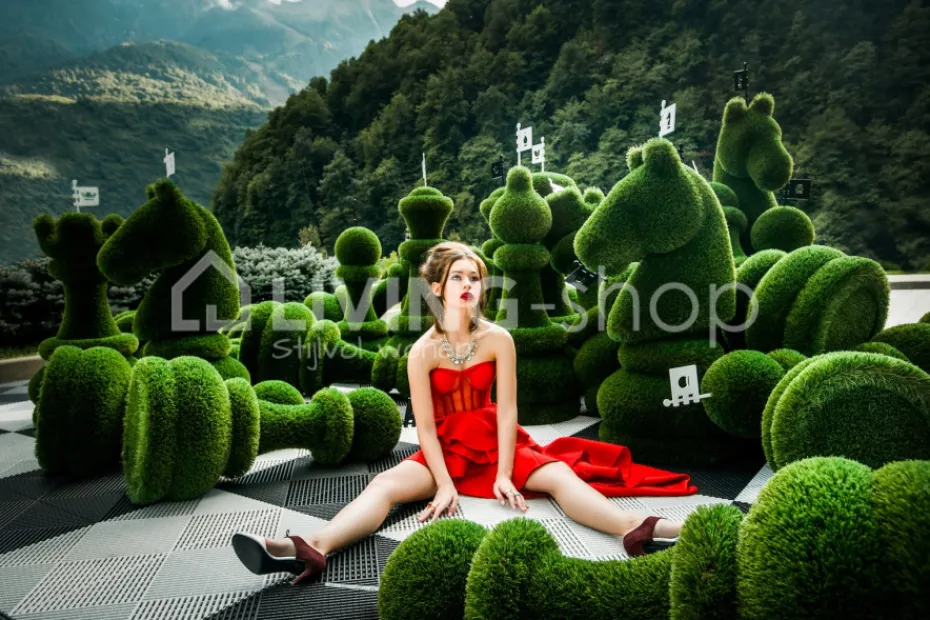 Schaakstukken tuinbeelden kunstgras